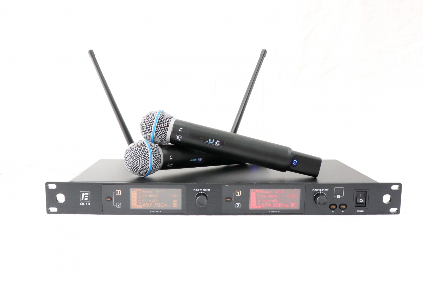 RFIntell QL7R/T1-B 720,500-754,000 МГц 2-канальная радиосистема с 2-мя ручными микрофонами в Воркуте